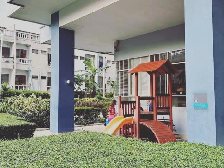Studio Room Seaview Jomtien Luaran gambar