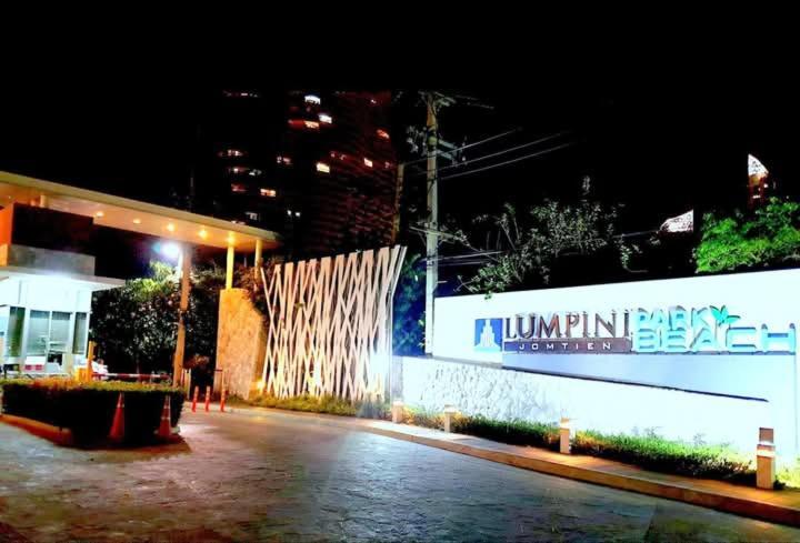 Studio Room Seaview Jomtien Luaran gambar